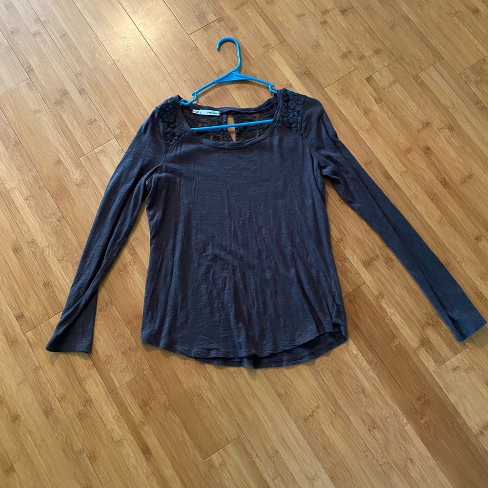 Maurices long sleeve lacey tee